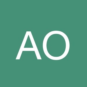 Meet your Posher, Adeola